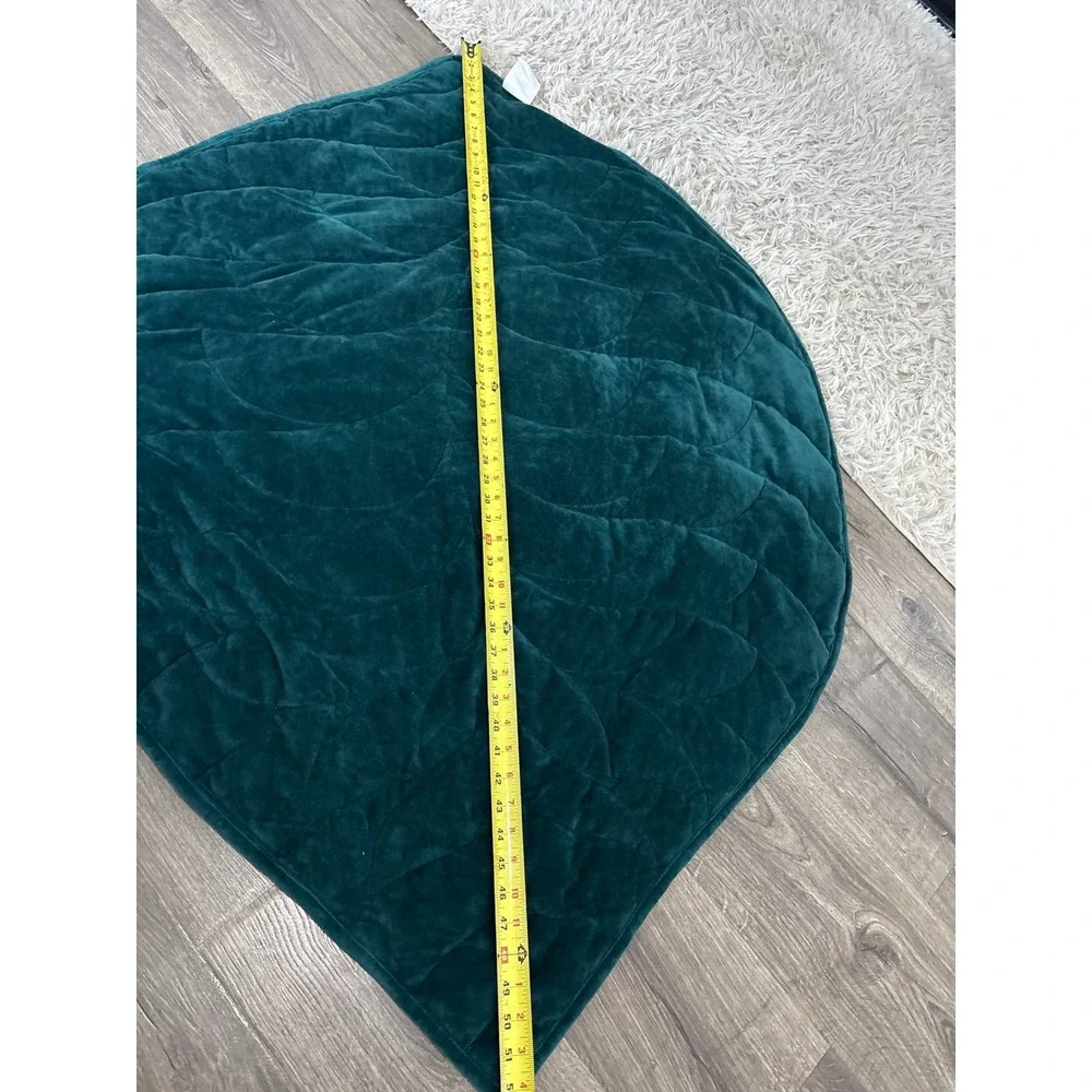Kaisa Weighted Leaf Blanket Teal‎ Green Velvet Quilted Botanical Throw 51x41